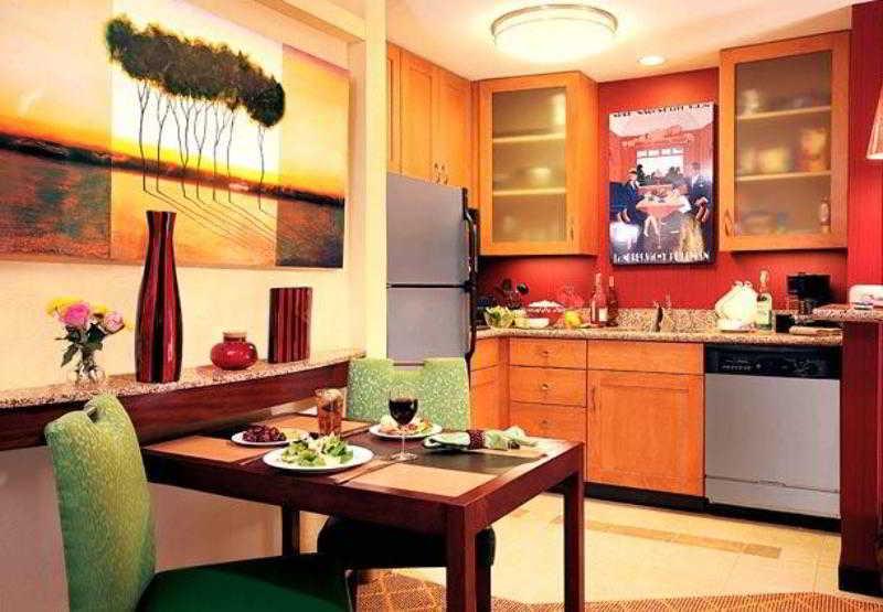 Residence Inn Phoenix Glendale Sports & Entertainment District Экстерьер фото
