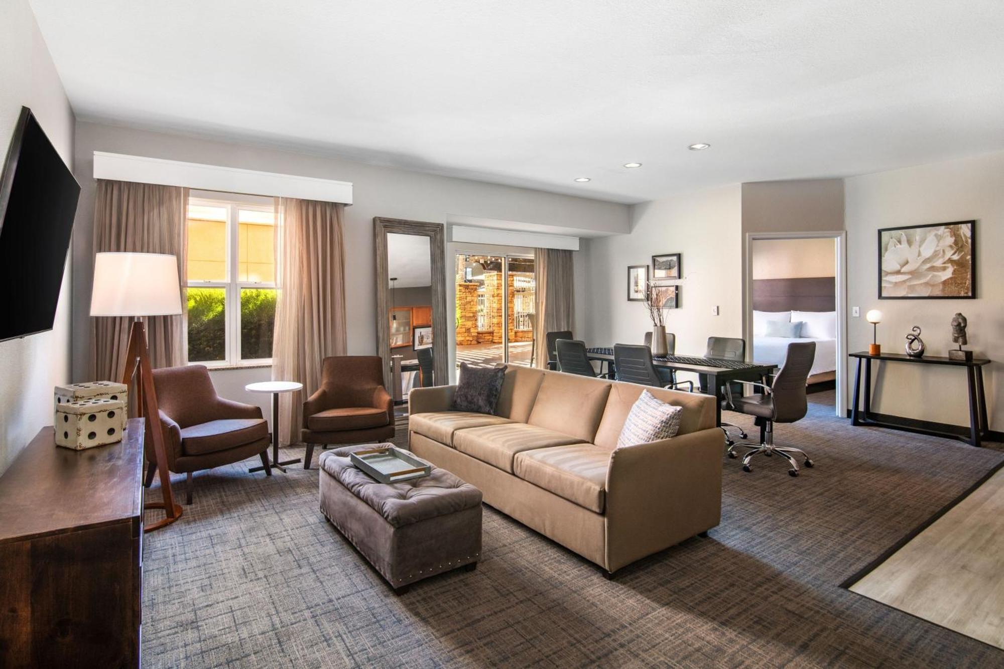 Residence Inn Phoenix Glendale Sports & Entertainment District Экстерьер фото