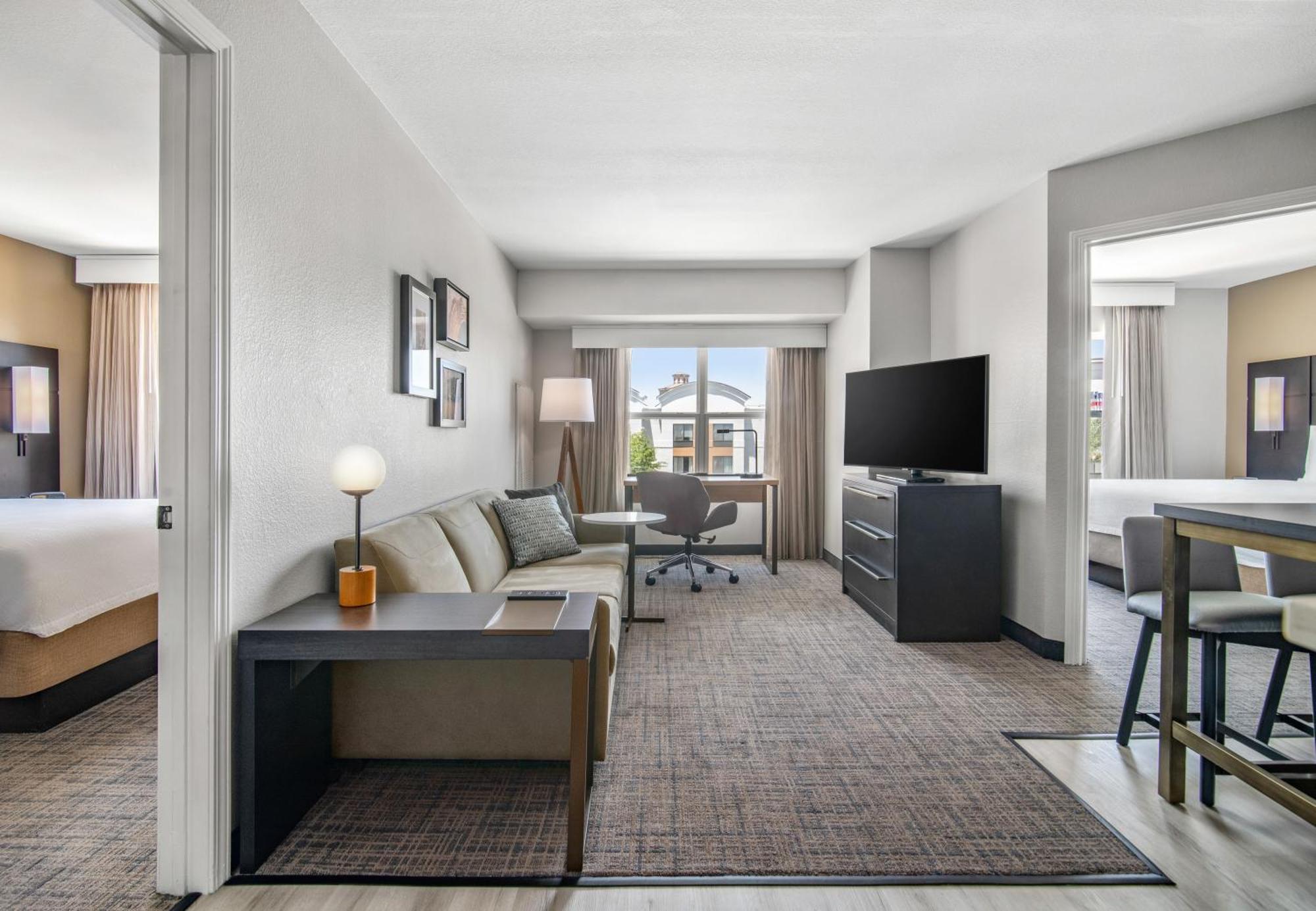 Residence Inn Phoenix Glendale Sports & Entertainment District Экстерьер фото