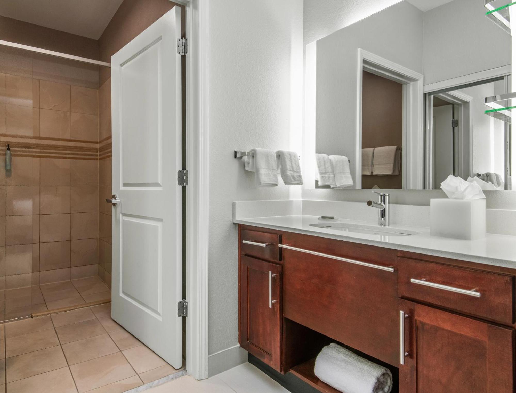 Residence Inn Phoenix Glendale Sports & Entertainment District Экстерьер фото