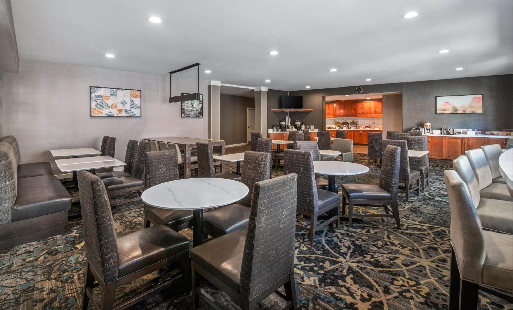 Residence Inn Phoenix Glendale Sports & Entertainment District Экстерьер фото