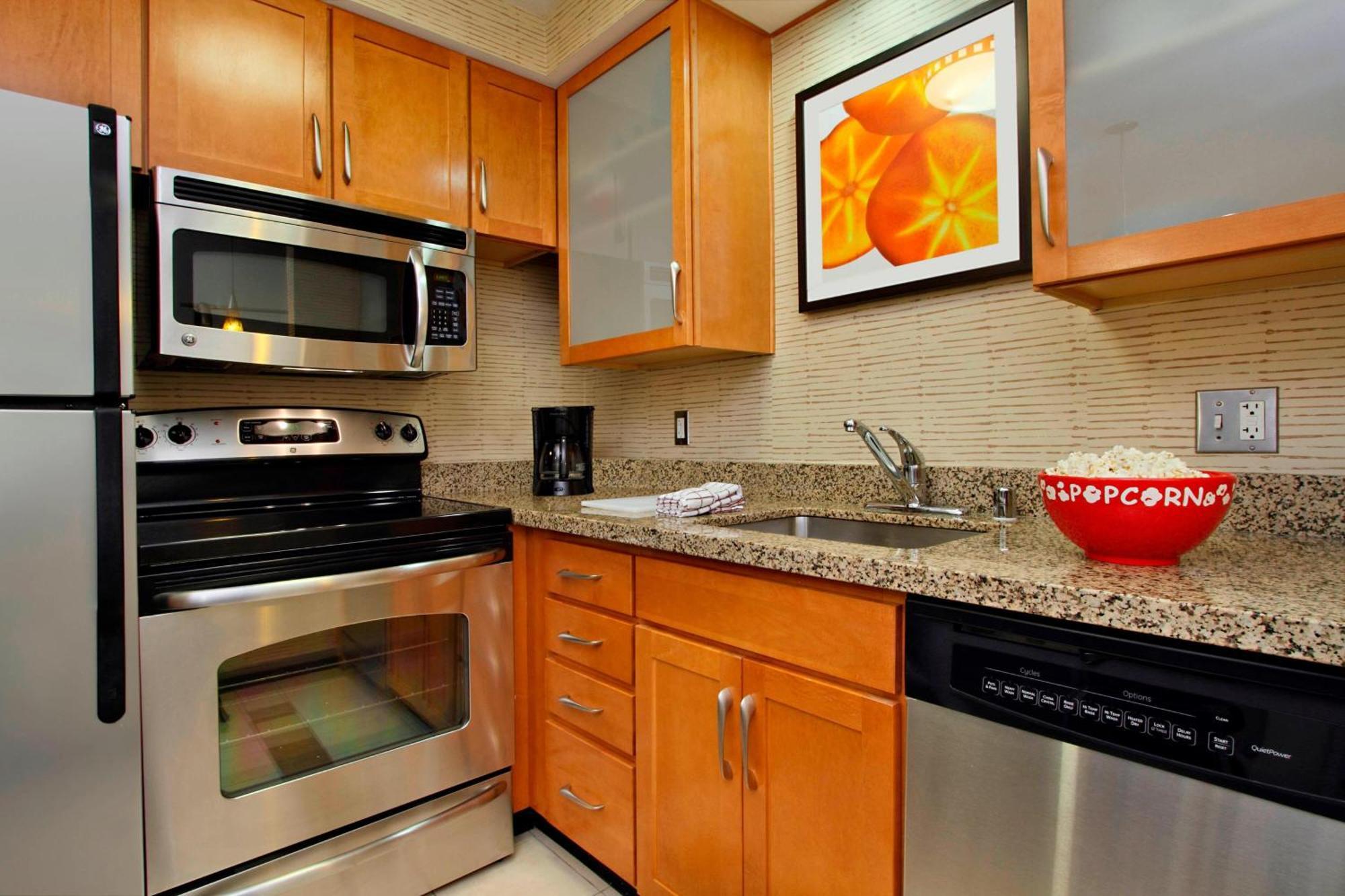 Residence Inn Phoenix Glendale Sports & Entertainment District Экстерьер фото