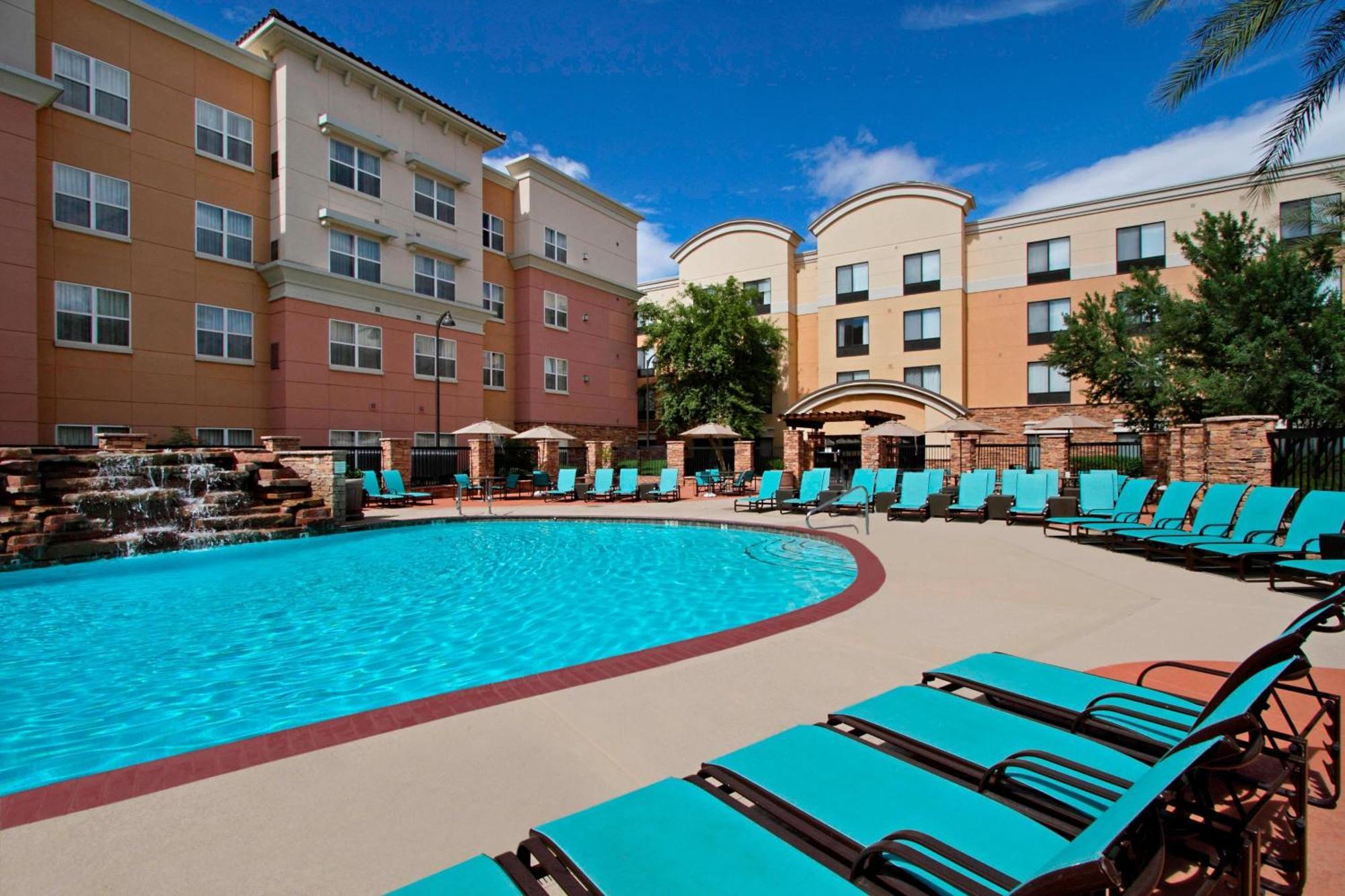 Residence Inn Phoenix Glendale Sports & Entertainment District Экстерьер фото
